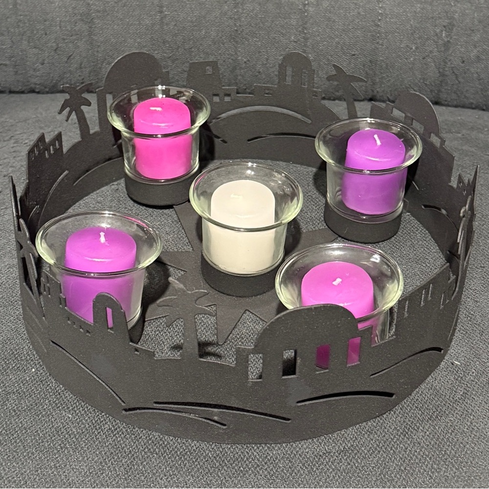 Black Metal Bethlehem Advent Wreath with Tealight Candle Holders